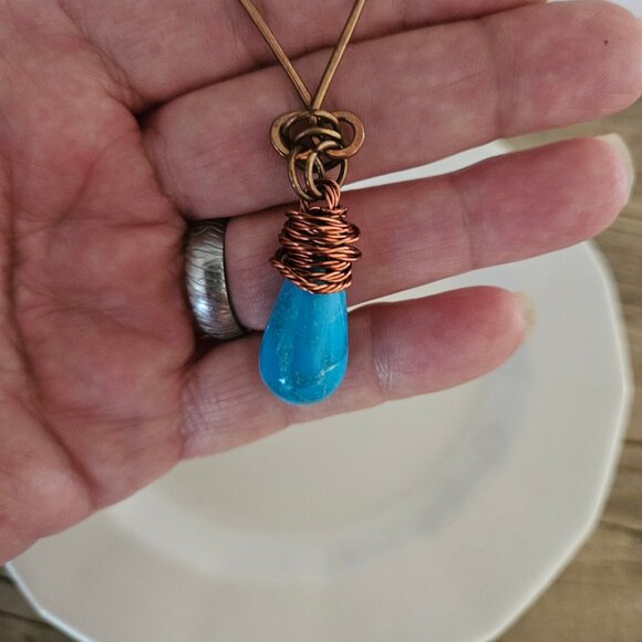 Artesian Handcrafted Copper Wire with Teardrop Magnesite Pendent - Picture 3 of 4